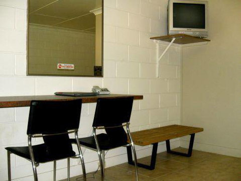 Augathella Motel & Caravan Park - Stayed 3