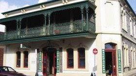 Adelaide's Shakespeare Backpackers International Hostel - Stayed 2