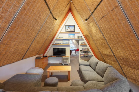 Ripparoo Ski Lodge - Stays Accommodation 6