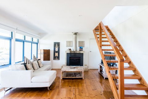 The Shore -Beachfront Accommodation - Stayed 5