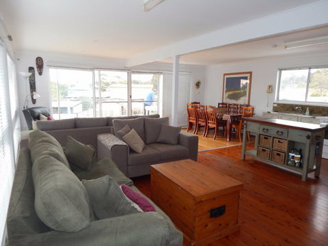 The Ugly Duckling - Stayed 6