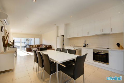 Unwind At 8 The Block Apartments Victor Harbor - Stayed 1