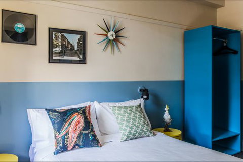 Darlo Bar At The Royal Sovereign Hotel - Stayed 3