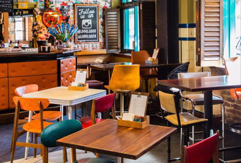 Darlo Bar At The Royal Sovereign Hotel - Stayed 7