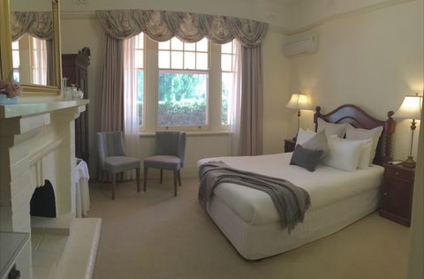 Barossa House Bed And Breakfast - Stayed 3