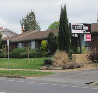 Bristol Hill Motor Inn  Peppas Licensed Restaurant - Stayed