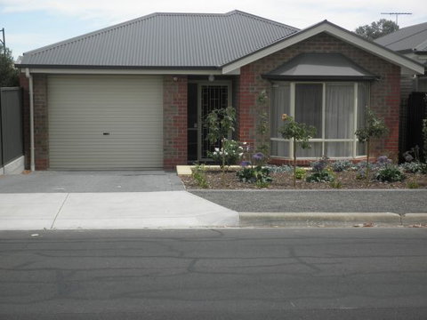 C&C's Bed And Breakfast - Stays Accommodation 1