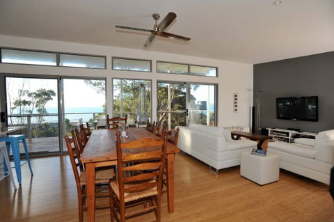 Carpe Diem - Stayed 3