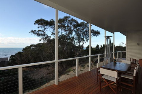 Carpe Diem - Stayed 9