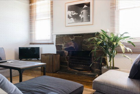 Mount Ophir Estate - The Gatehouse - Stayed 0