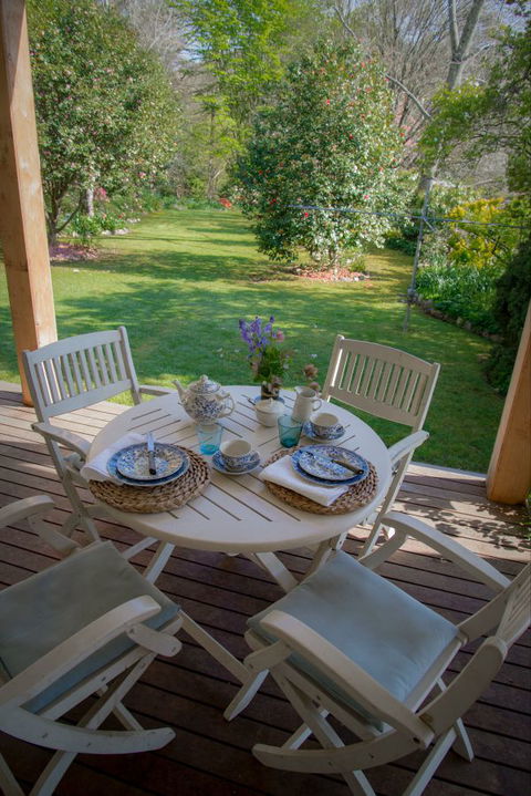 Mrs Simpson Cottage At Norala Garden - Stayed 3