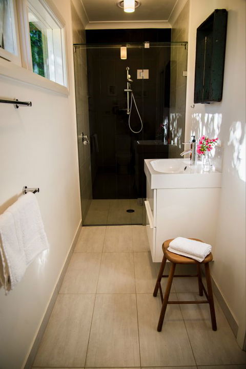 Mrs Simpson Cottage At Norala Garden - Stayed 5
