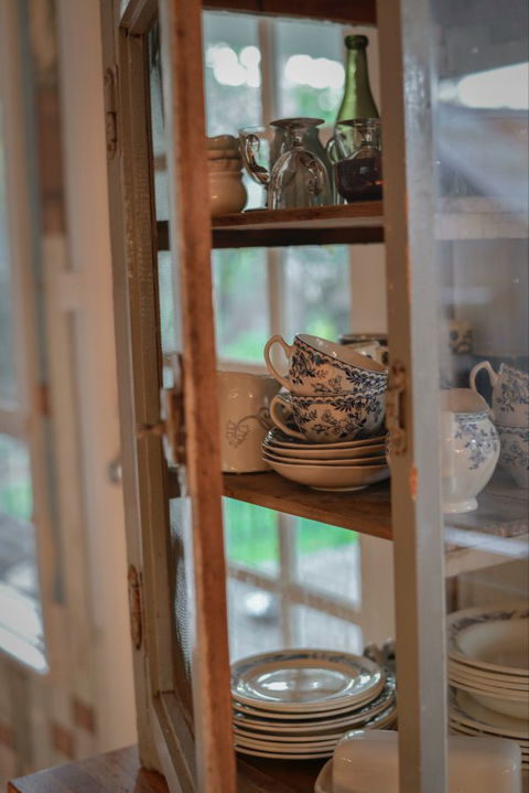 Mrs Simpson Cottage At Norala Garden - Stayed 7