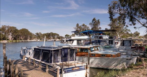 Murray Bridge Marina Camping And Caravan Park - Stayed 0