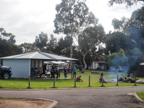 Murray Bridge Marina Camping And Caravan Park - Stayed 5