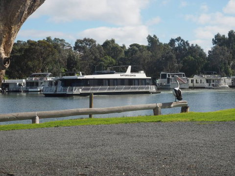 Murray Bridge Marina Camping And Caravan Park - Stayed 6