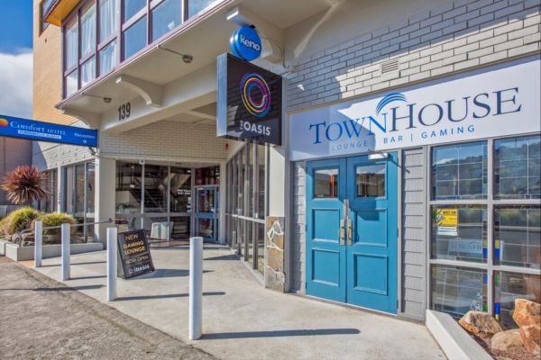Upper Burnie TAS Stayed