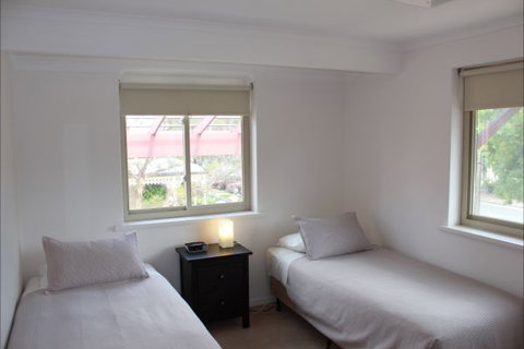 Adelaide Serviced Accommodation - Childers House - Stayed 4