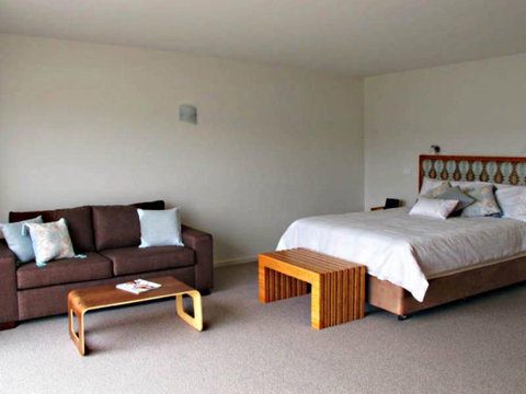 Cove Kettering - The - Stayed 2
