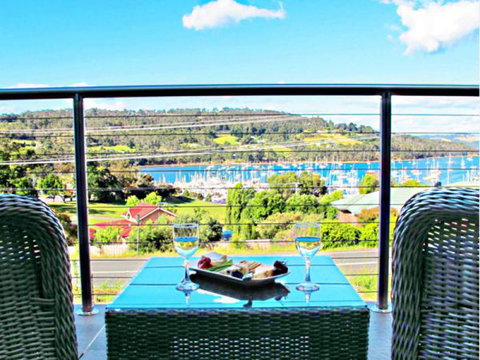 Cove Kettering - The - Stayed 3