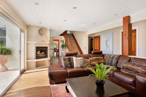 Ellengowan - Stayed 2