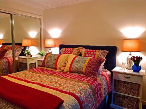Fox And Hound Apartments - Stayed 4