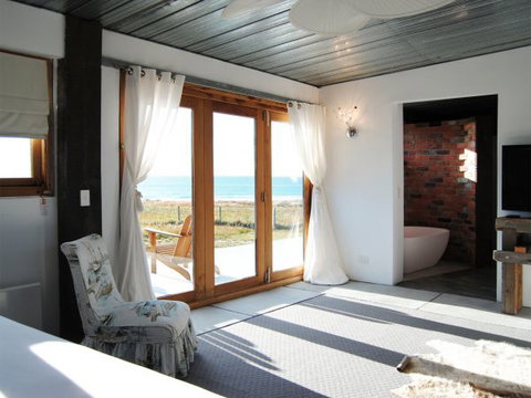 Malibu On The Beach - Stayed 4