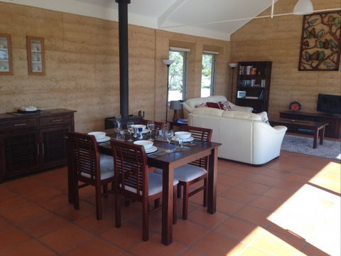 Muntiri Lodge Eco Retreat - Stayed 3
