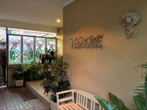 Palm Haven Bed And Breakfast - Stayed 1