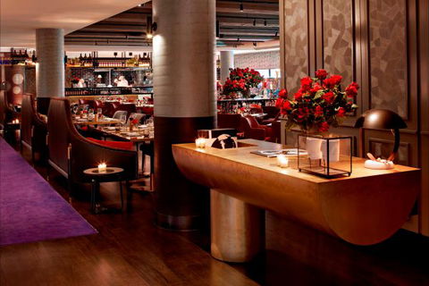 QT Melbourne - Stays Accommodation 3