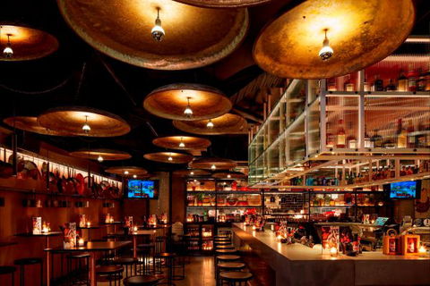 QT Melbourne - Stays Accommodation 4
