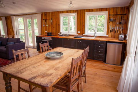 Sandalwood Shearing Shed - Stayed 5