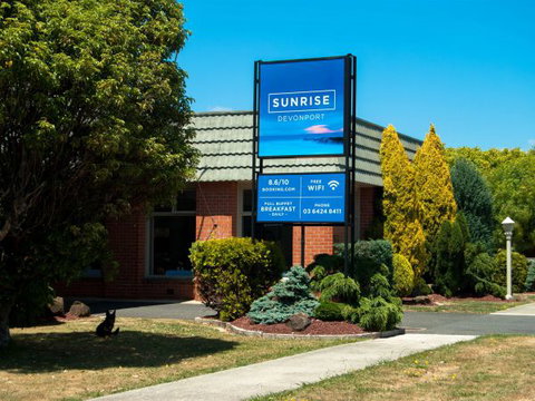Sunrise Devonport - Stays Accommodation 0