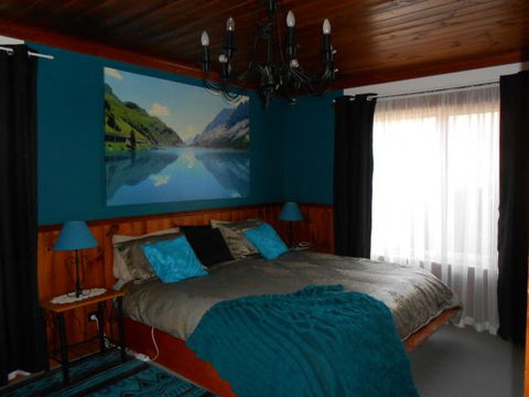 Tidelines Of Bicheno - Stayed 2