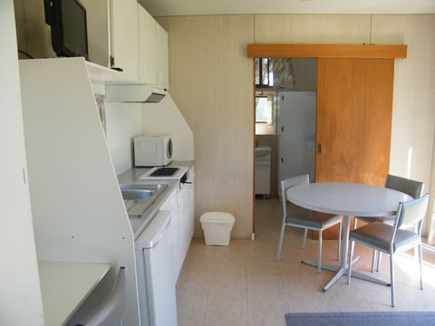 Bega Caravan Park - Stayed 5