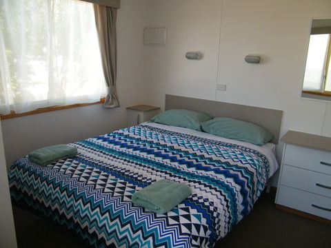 Bega Caravan Park - Stayed 3