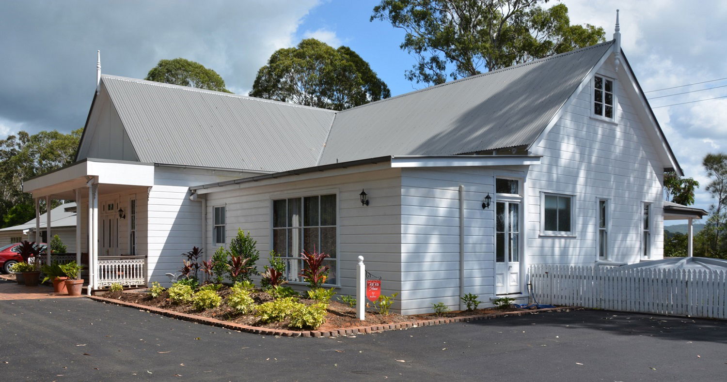 Diddillibah QLD Stayed