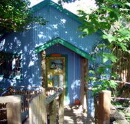 Blue Poles Cafe Gallery  BB - Stayed