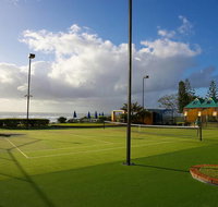 Breakers North - Absolute Beach Front Holiday Apartments - Stayed