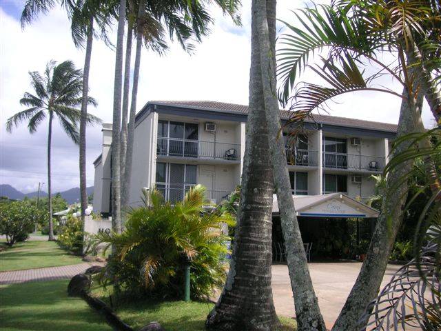 Cairns North QLD Stayed