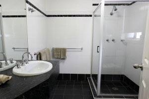 Cattleman's Apartments - Stayed 1