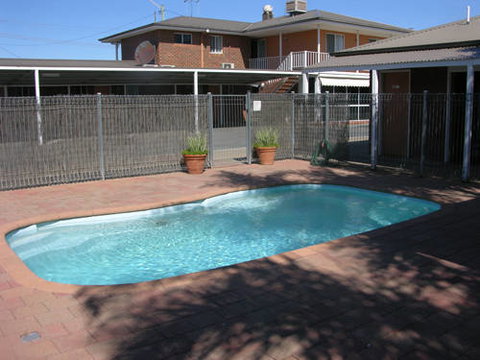 Centrepoint Motel - Stayed 1