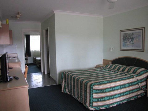 Colonial Terrace Motor Inn - Stayed 2
