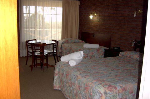 Commercial Golf Resort - Stayed 2