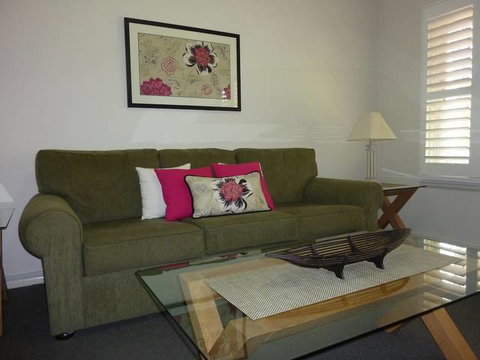 Country Apartments - Stayed 2