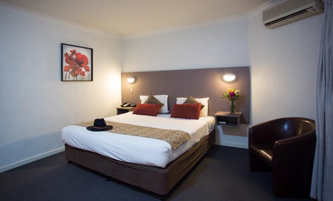 Diplomat Motel - Stayed 3