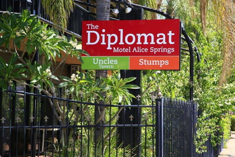 Diplomat Motel - Stayed 4