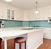 True Blue Holiday Home - Stayed