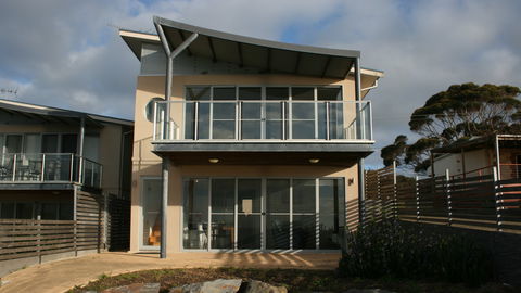 Penneshaw Oceanview Apartments - Stayed 0