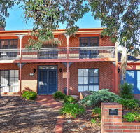 All Seasons Lakefront Getaway - Stayed